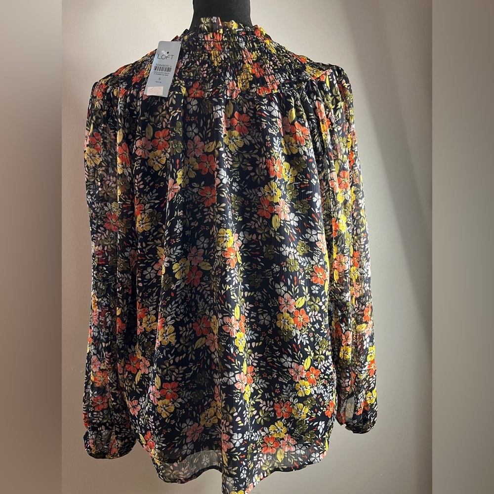 Ann Taylor Loft Floral Print Top Chiffon Multicolor Small Petite Coquette $69 - Picture 2 of 5